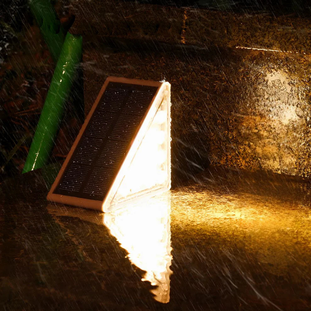 Luminária Led com Energia Solar para Escada Externa Impermeável